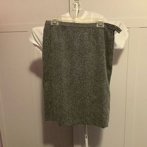 Skirt gray skirt size 12 P